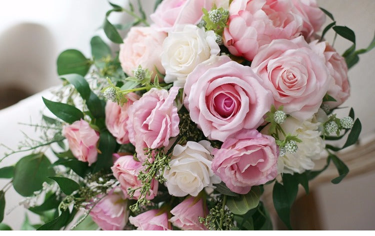 Rose cascade Bouquet