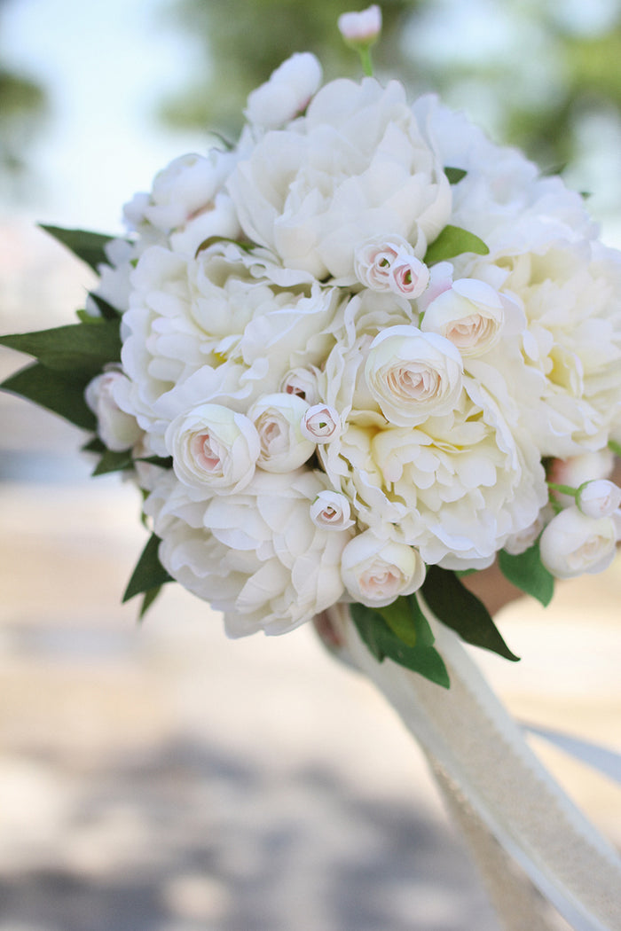 White peony bridal bouquet