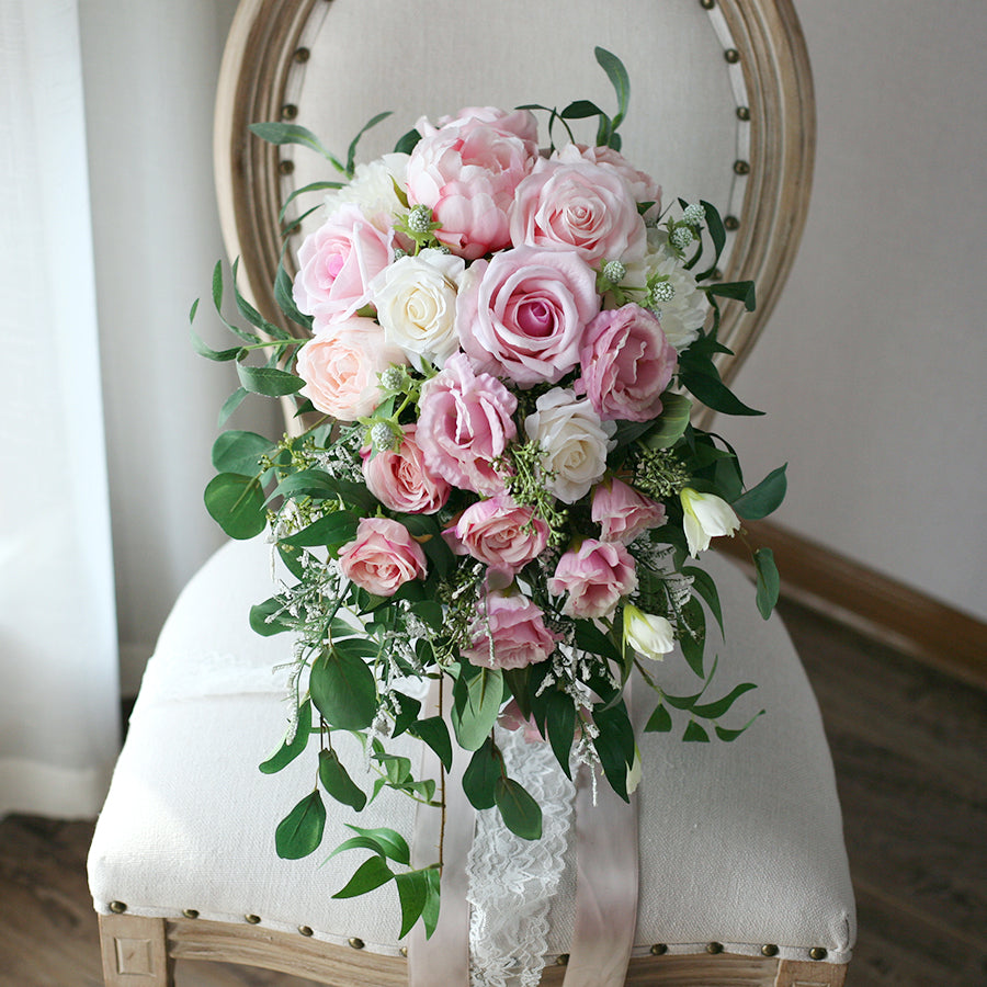 Rose cascade Bouquet