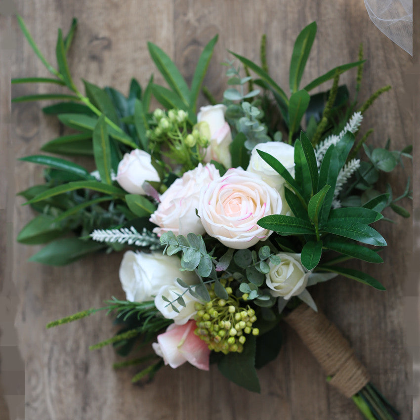 Light pink bridal bouquet