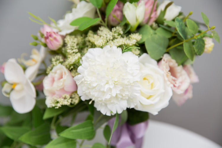 cascade wedding bouquet