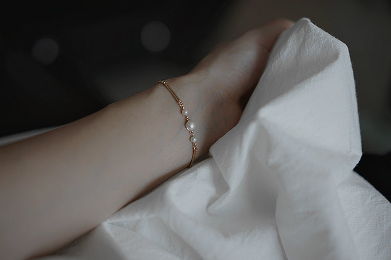 Lyric Pearl Bracelet