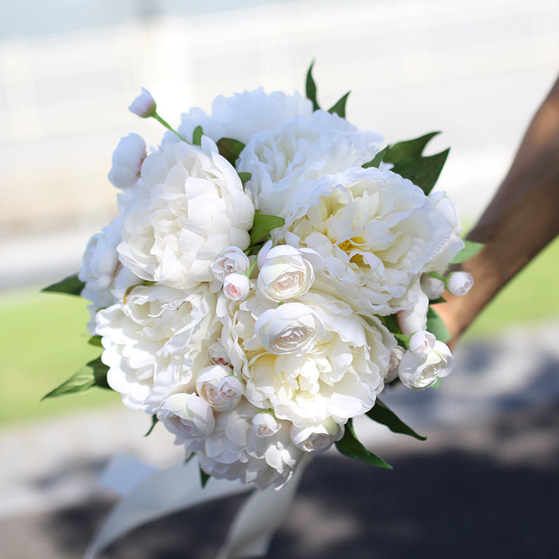 White peony bridal bouquet